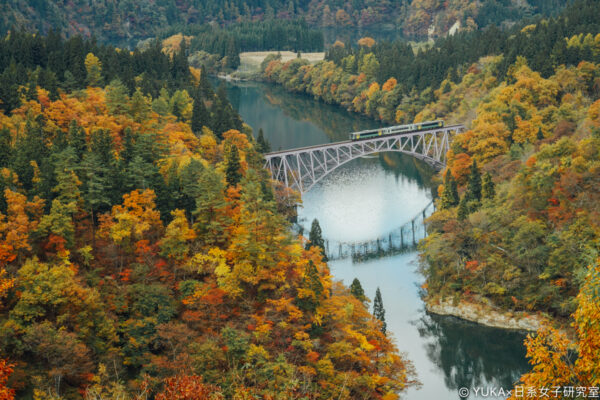 【福島】東北只見線紅葉絕景拍攝，非自駕也能抵達第一只見川橋樑
